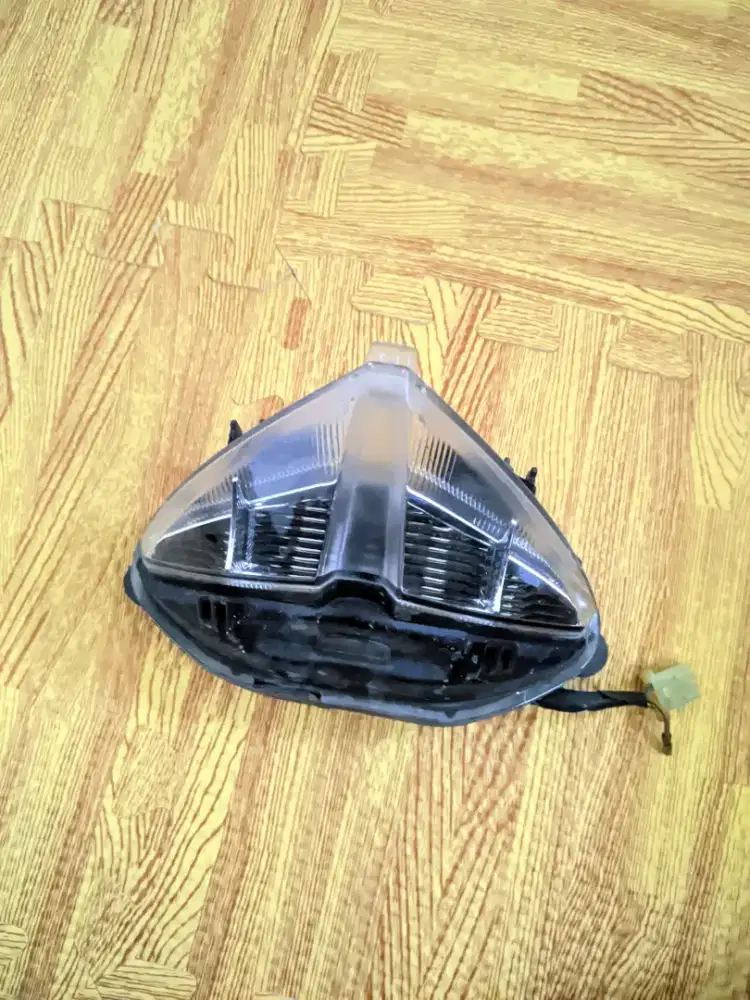 Lampu Belakang Copotan Original CB150X