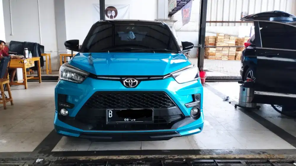 JUAL CEPAT RAIZE 1.0 T AT GRS TSS Twotone