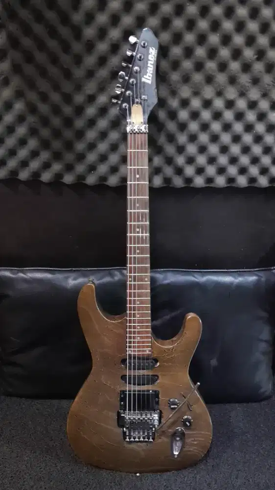 GITAR ELEKTRIK IBANEZ VINTAGE TREMOLO UPDOWN SECOND