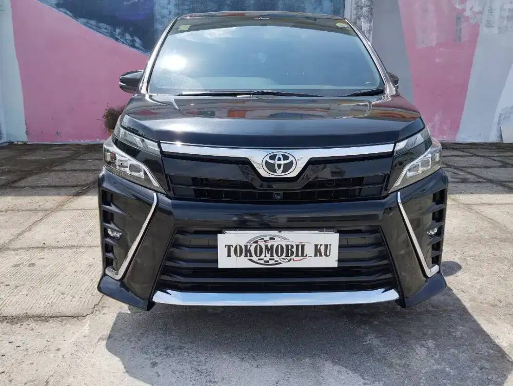 Toyota Voxy th 2019 reg 2020km 60rb an..tgn 1,pjk pjg 1 th