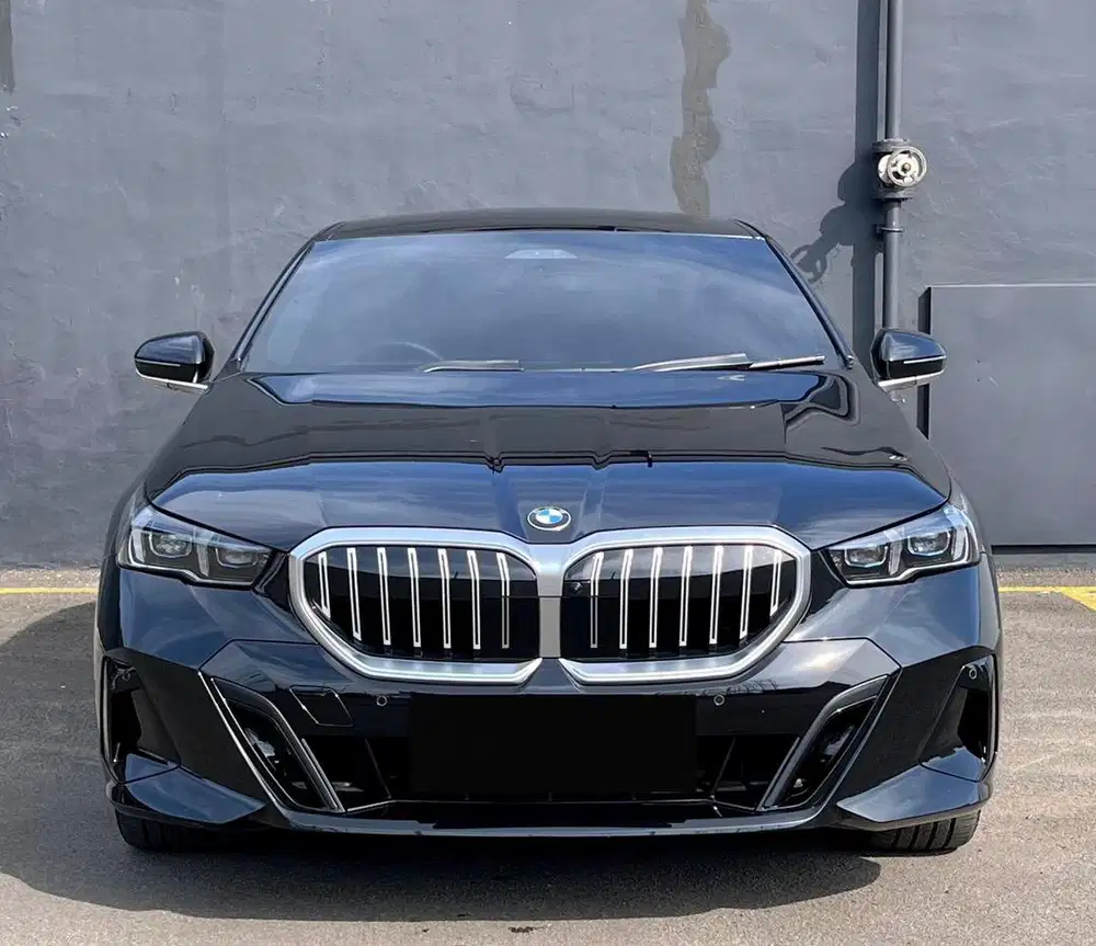 BMW 520i M Sport 2024 Full Ori