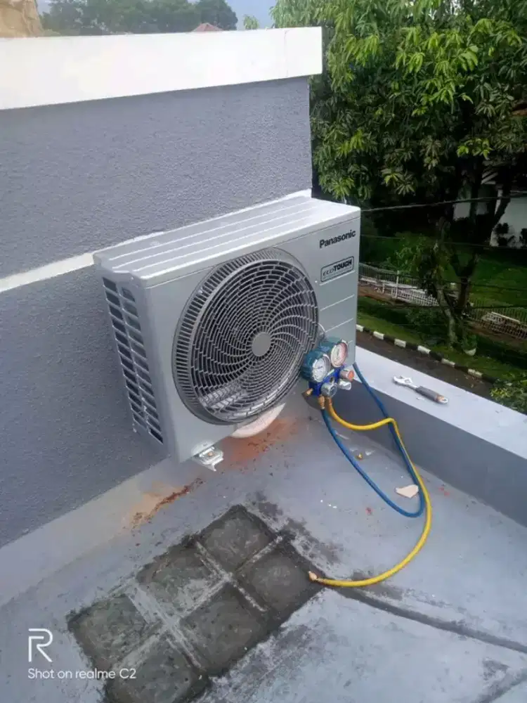 Service AC panggilan dan bongkar pasang AC dan lain-lain