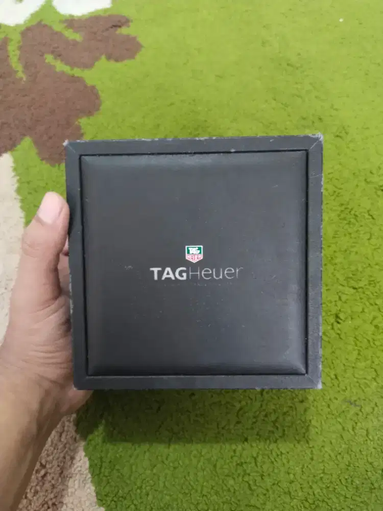 Box jam tangan TAG Heuer