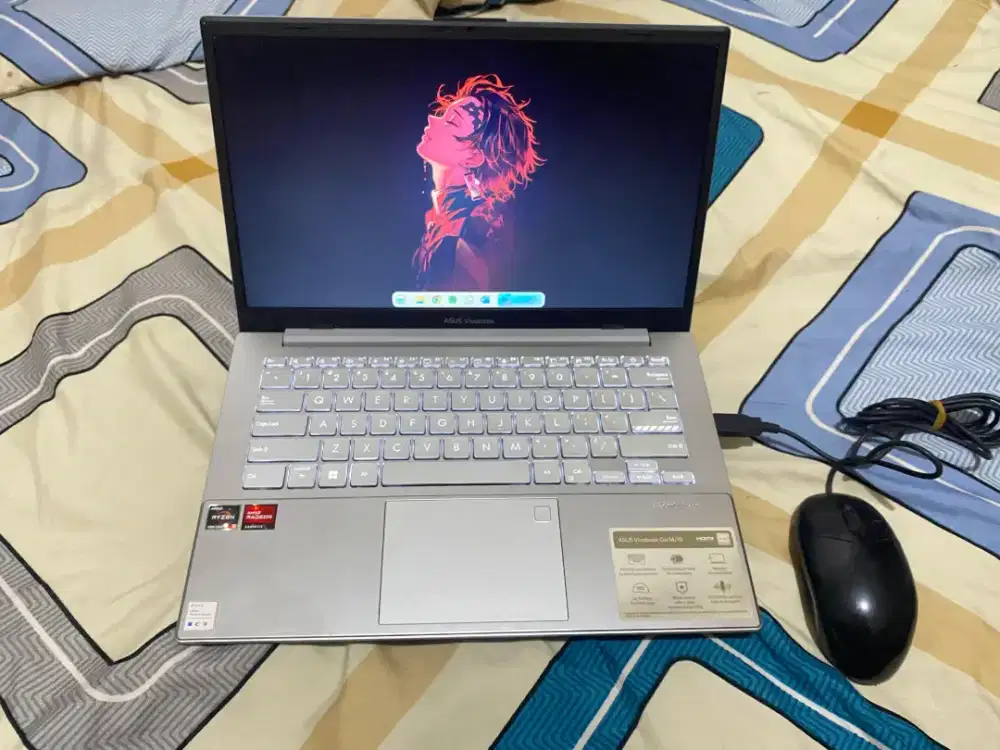Laptop asus vivobook Go E1404F