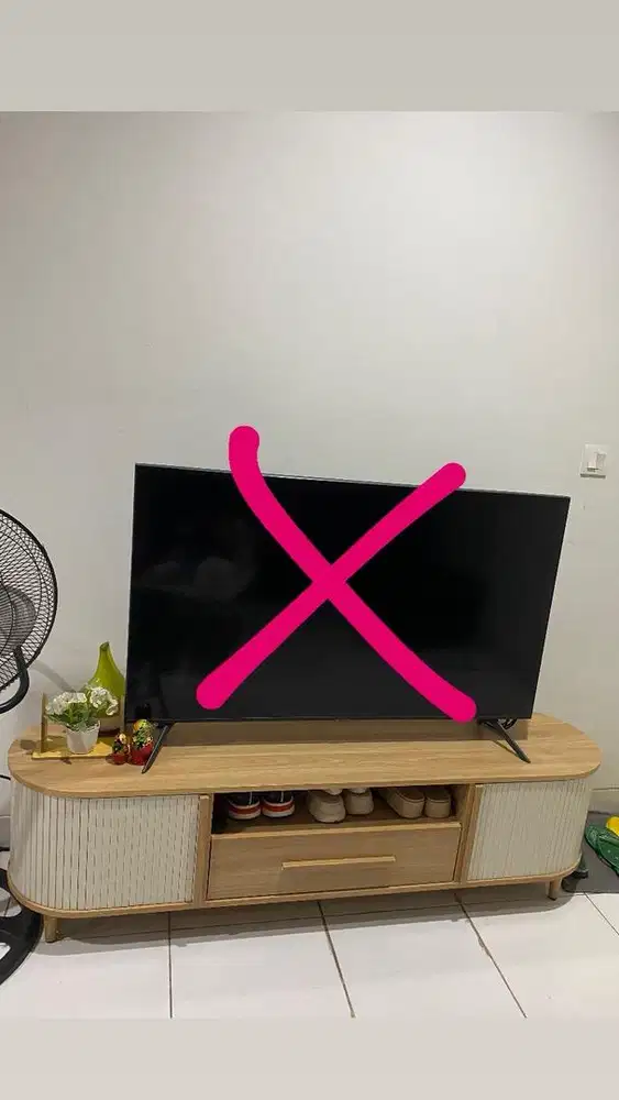 Meja Tv Kabinet Dekoruma