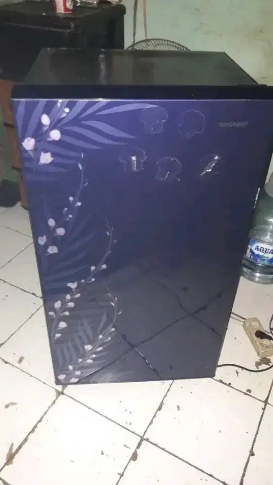kulkas 1 pintu merk sharp