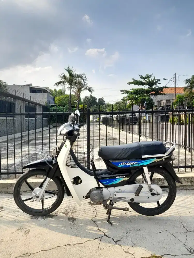 Astrea legenda 2002
