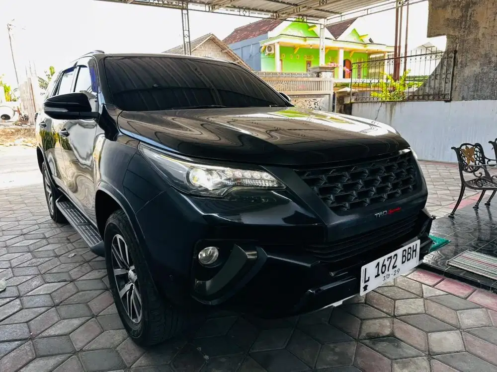VRZ 2016 hitam diesel fortuner automatic TRD sportivo vortuner metic