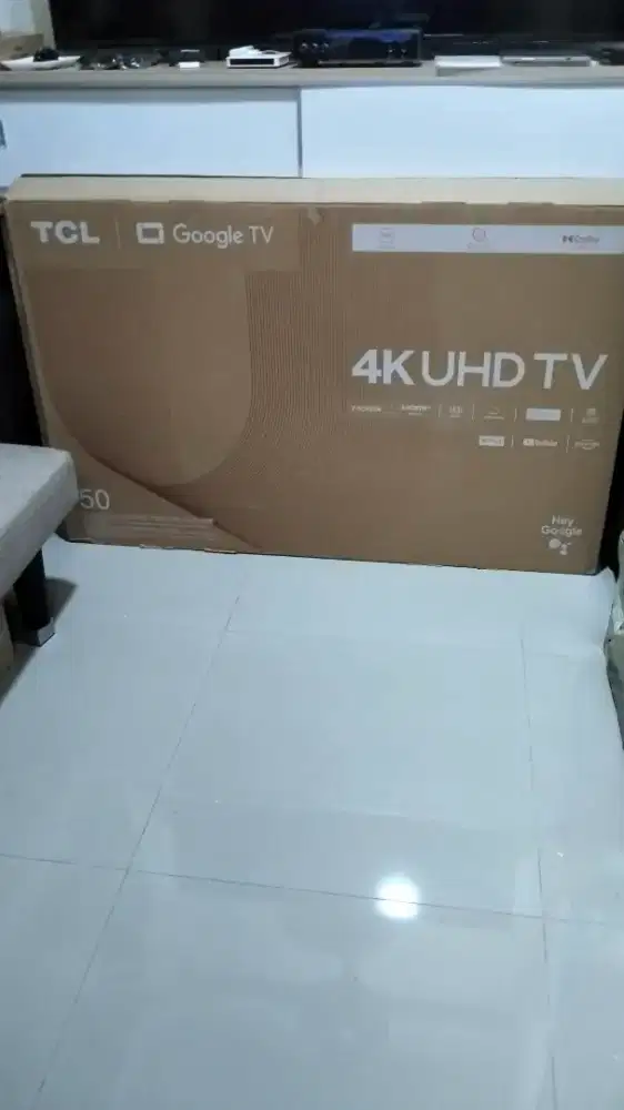 TV TCL Android 50 inci model 50V6B like new