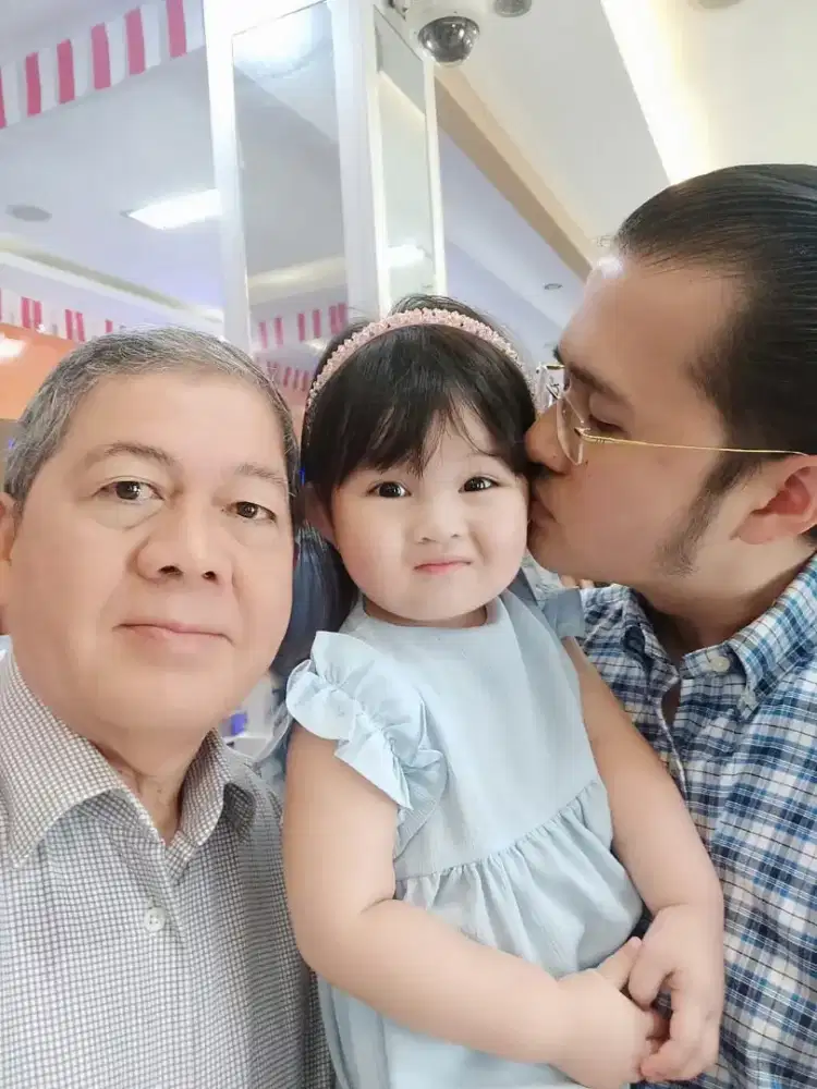 Di Cari Asisten Istri/ Baby sister cucu Saya