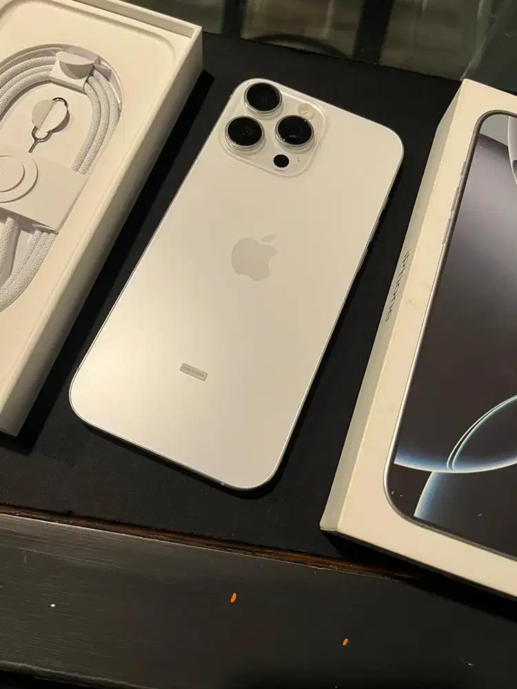 iPhone 16 Pro Max 256gb iBox