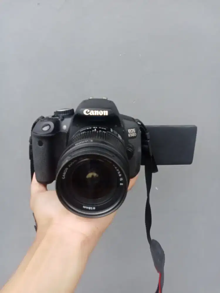 Canon 650D fullset Box Murahh !!