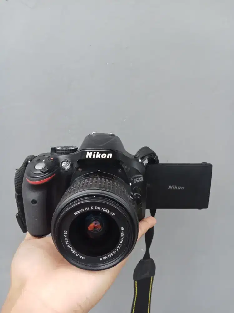 Nikon D5200 fullset Murahh