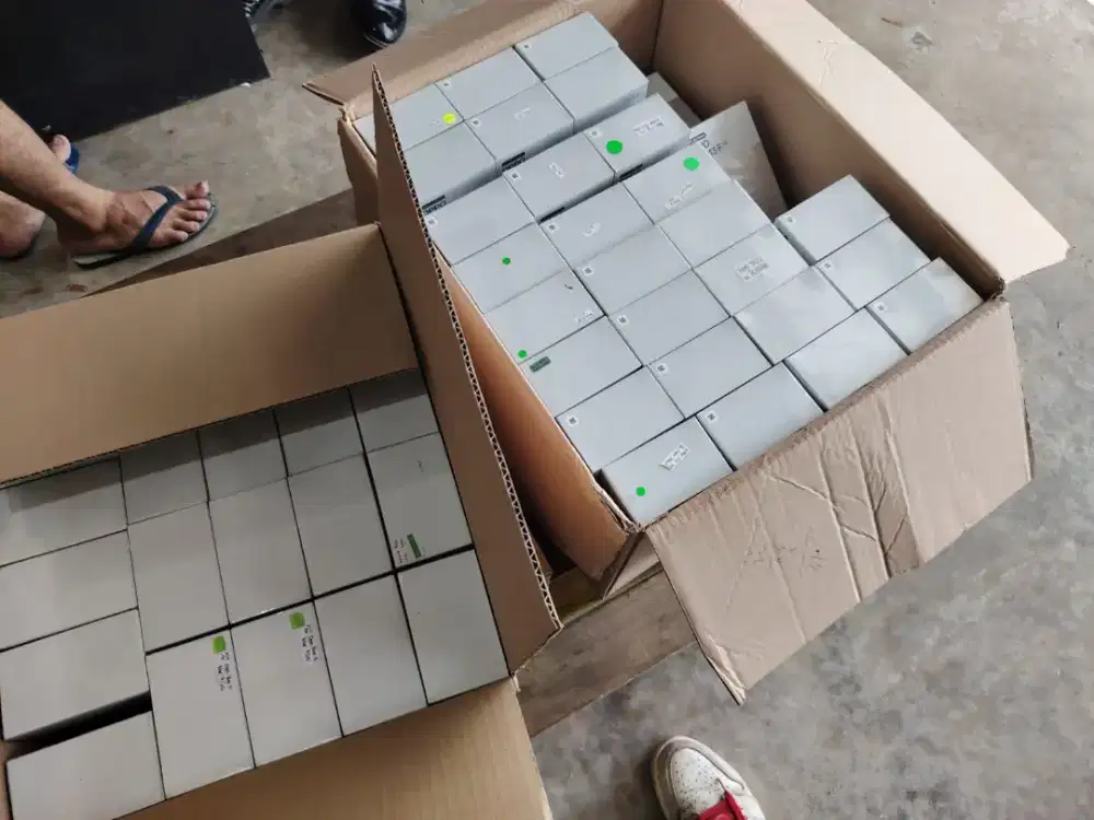 Oppo reno 13 series bnib