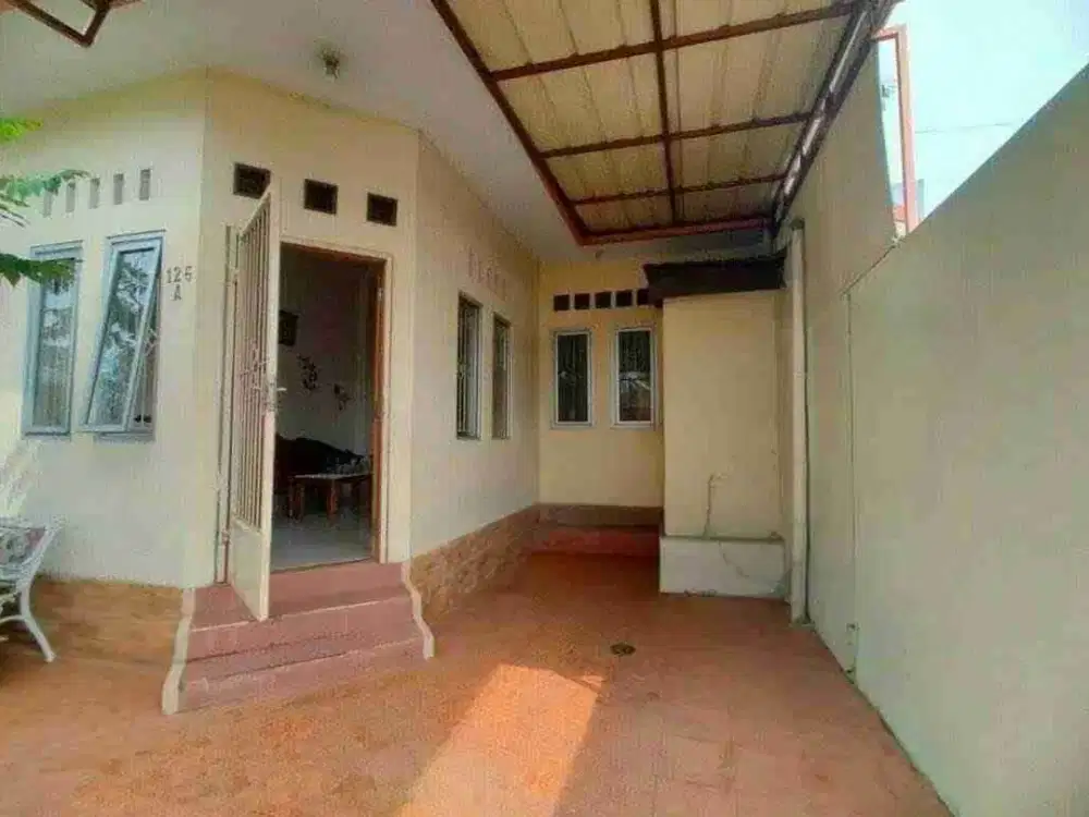 Dijual Rumah strategis  perkotaan, Pekayon Raya dekat pintu toll Bekasi Barat sangat strategis,daerah perkotaan