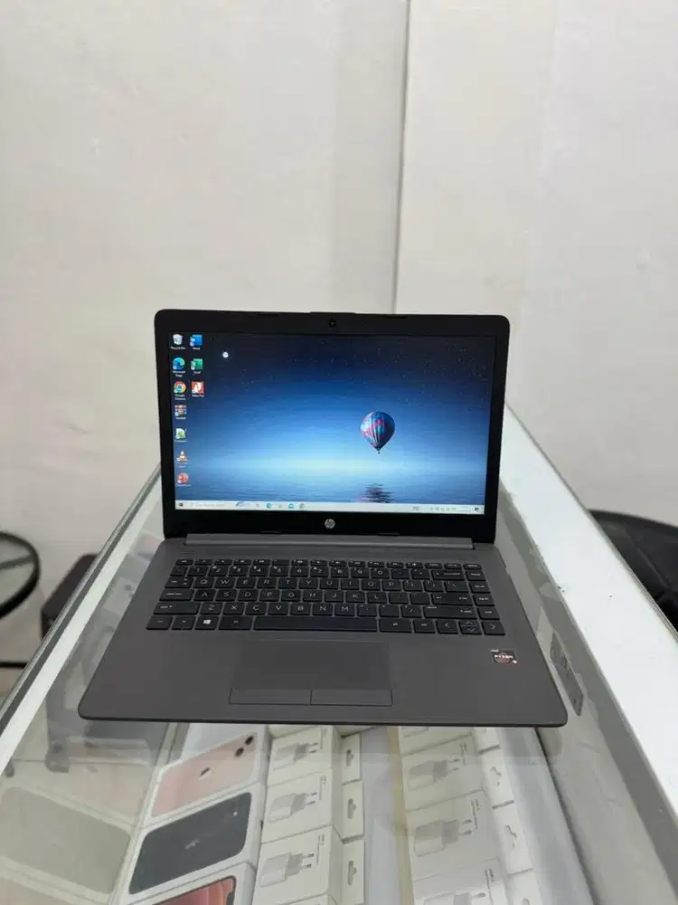 Laptop Hp Ryzen 3 RAM 4GB SSD 256GB 14INCH