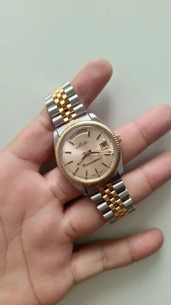 Jam Mido Commander President