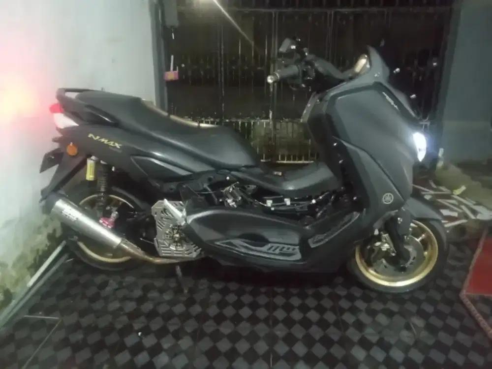 Yamaha nmax 2021