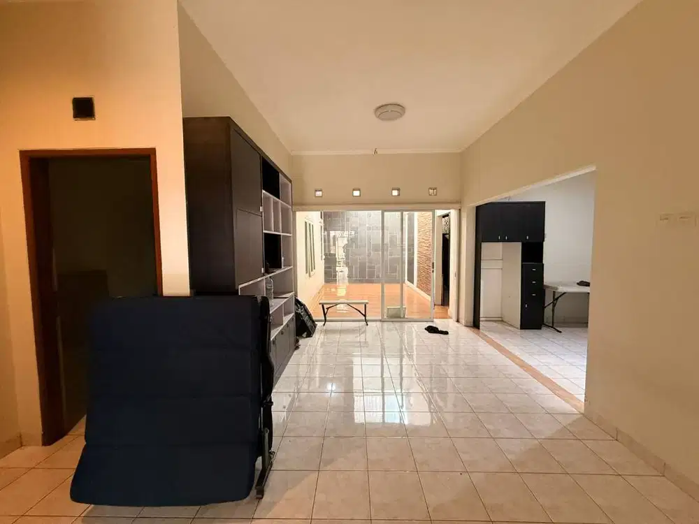 Rumah Bagus 2 Lantai Siap Huni di Batununggal Bandung