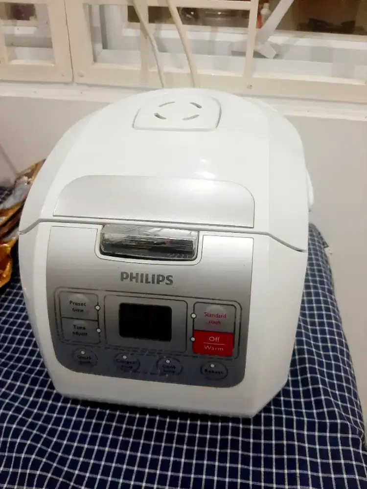 PHILIPS RICE COOKER HD3030 MASIH BAGUS