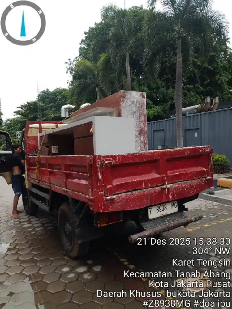 Jasa buang puing dan buang tanah