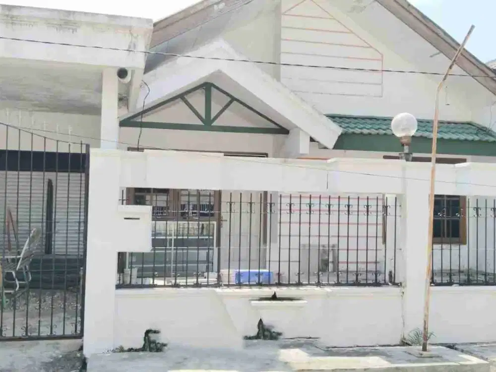 Disewakan Rumah Baru Renovasi di Griya Babatan Mukti