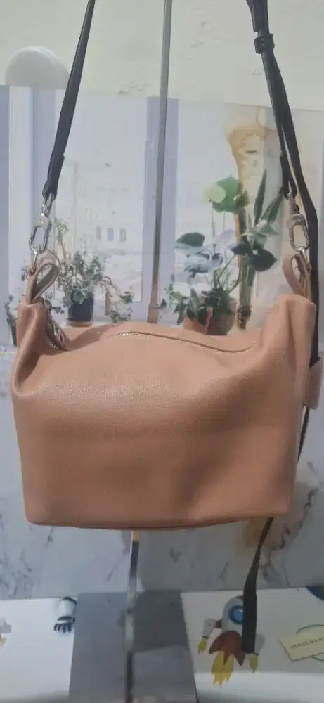Longchamp slouchy peach