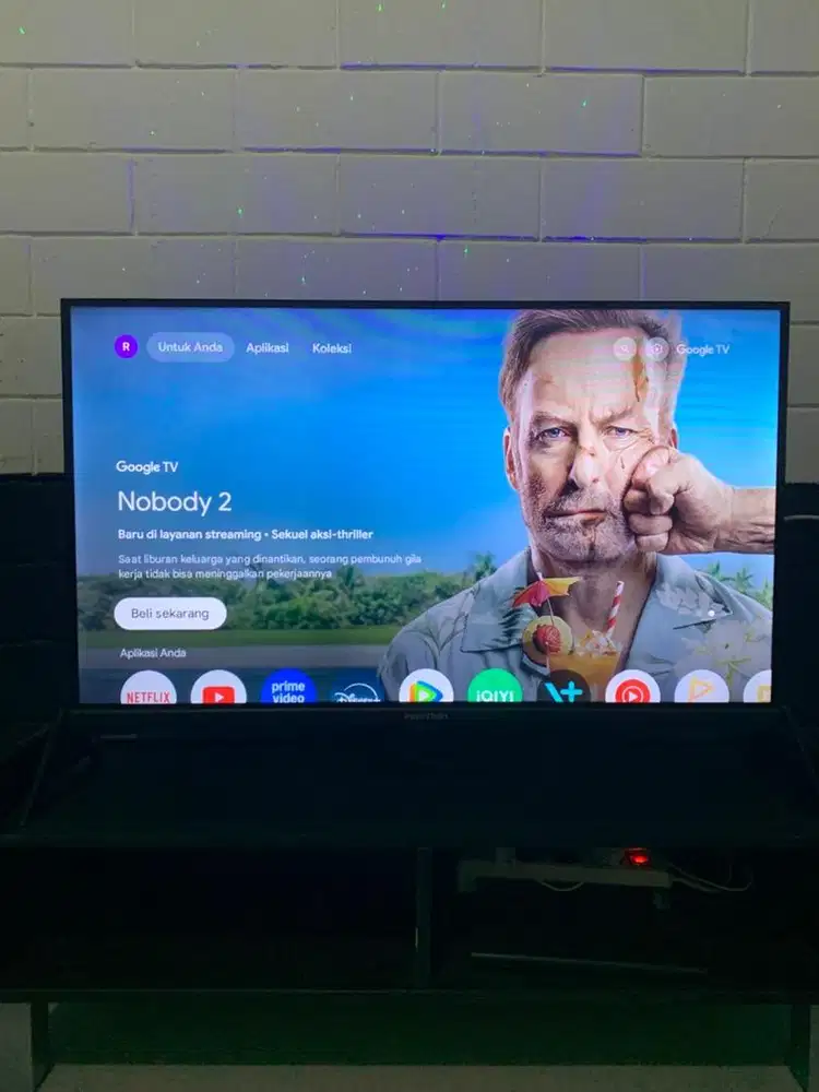 Tv polytron 32 inch dijual cepat pemakaian anak kos baru bbrp bulan