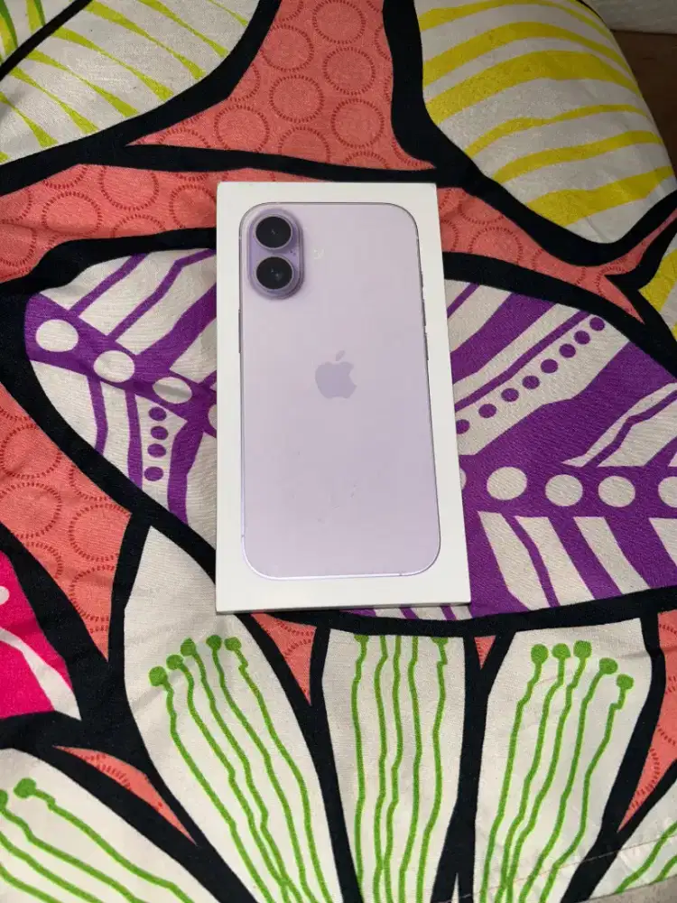 Iphone 17 256gb warna lavender