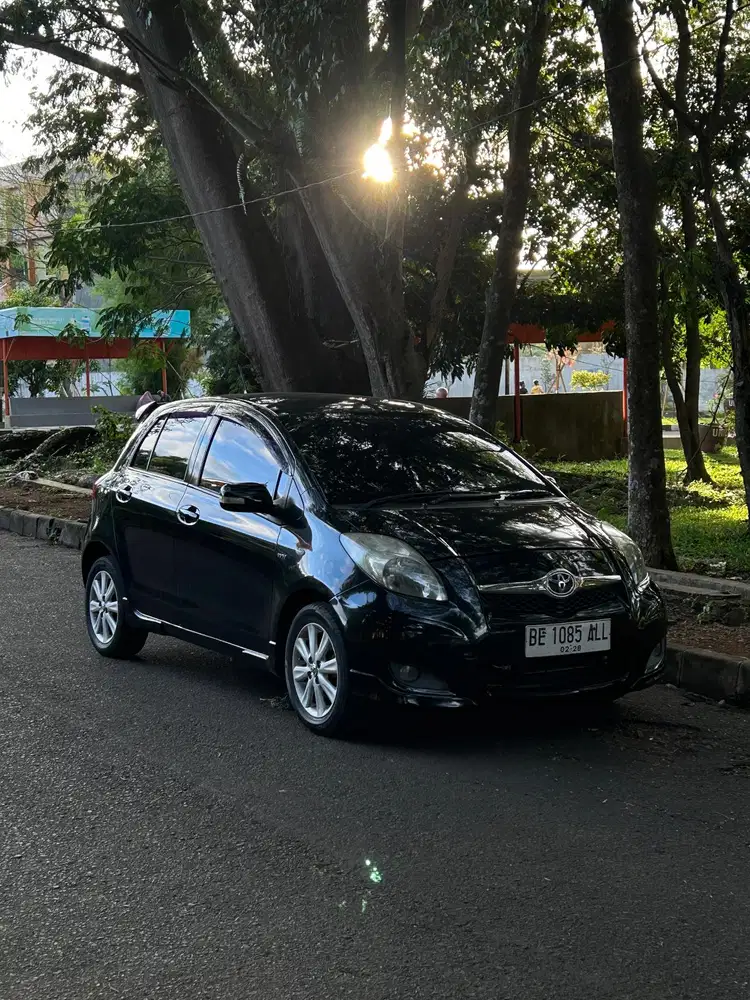 Toyota Yaris 2011 Bensin