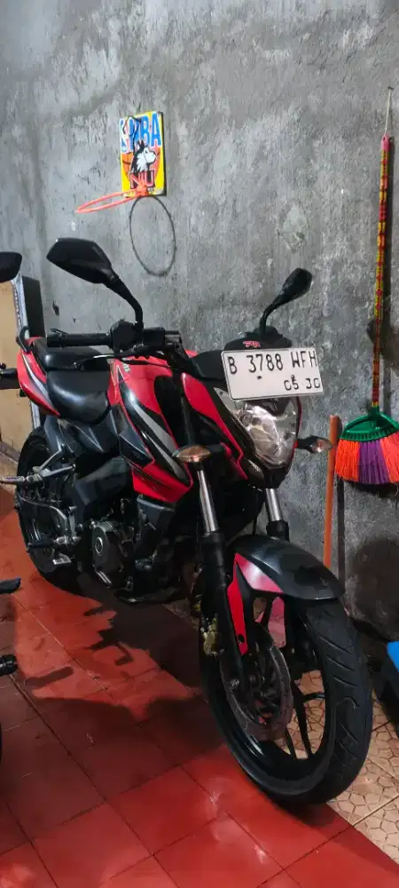 Kawasaki Bajaj Pulsar 200NS