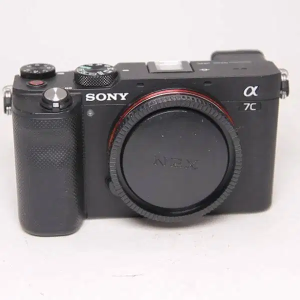 Camera Sony A7C bekas