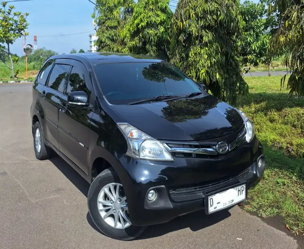 Xenia R at deluxe 2015