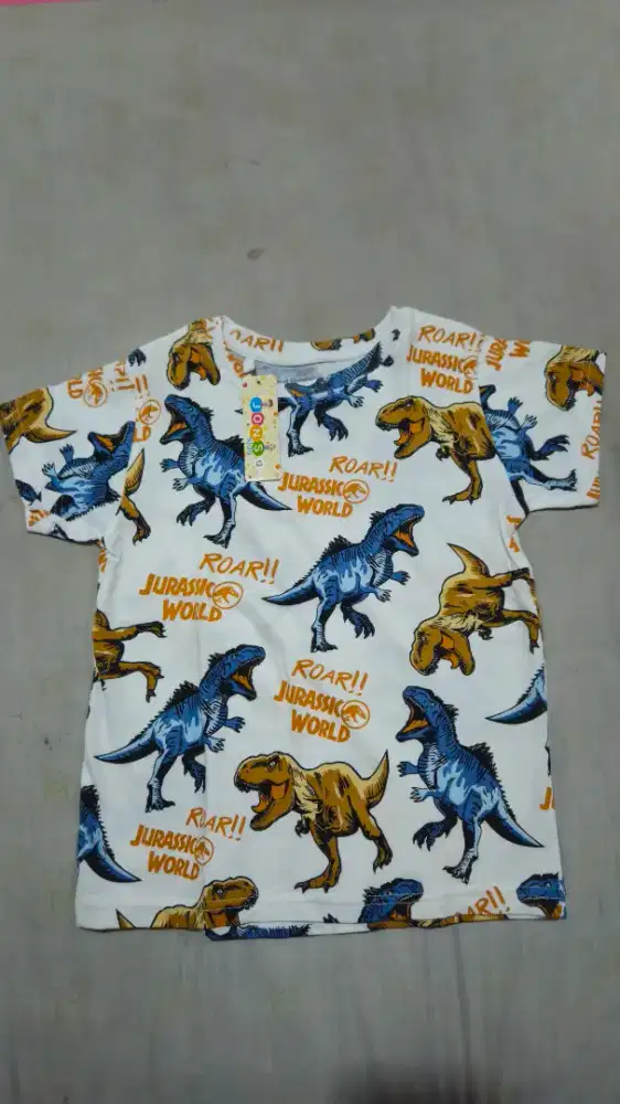 Kaos unisex anak jurassik warna putih