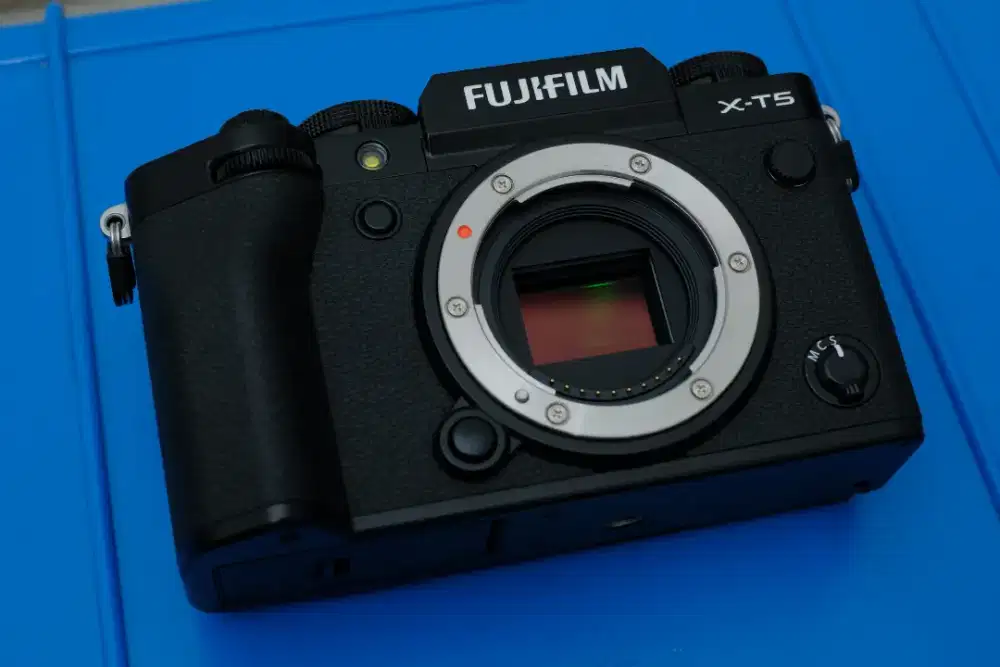 FUJIFILM XT5 BLACK