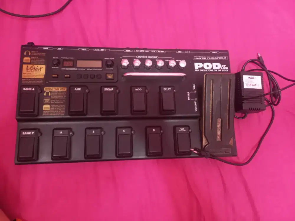 Efek gitar POD Line 6 XT Live nego dikit