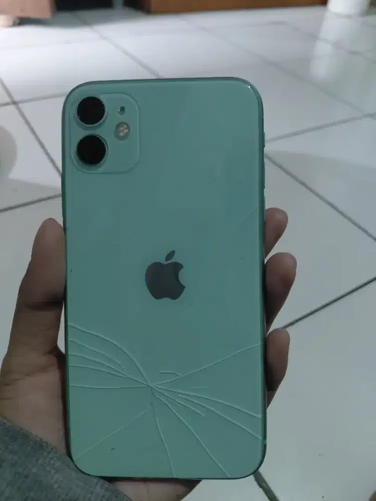 iPhone 11 64gb Intern