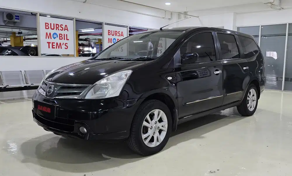 [ Siap Pakai ] Nissan Grand Livina 1.5 XV Automatic Th.2012 Istimewa