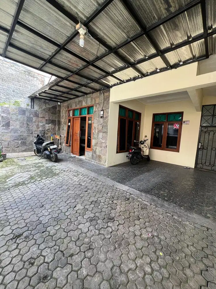 Rumah Strategis Dekat pintu Tol andara