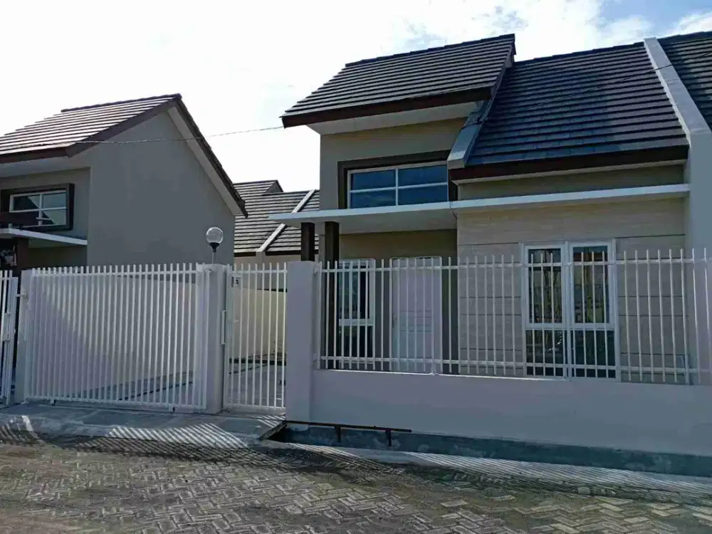 Disewakan Rumah Baru di Alana Cemandi, Sedati, Kab. Sidoarjo