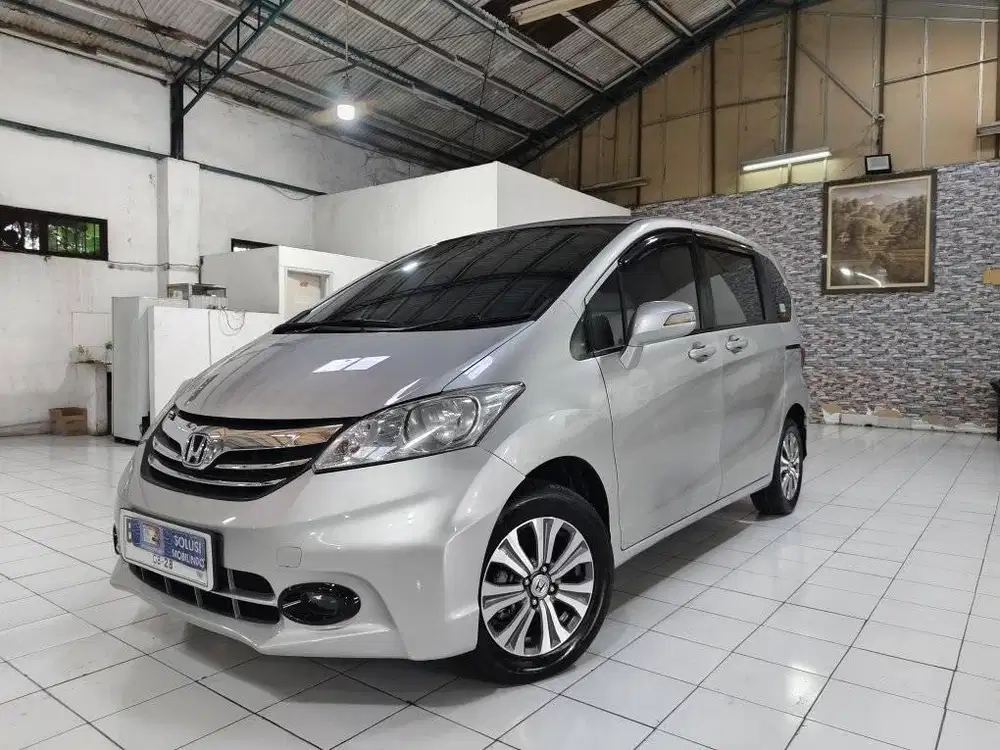 Honda FREED S FACELIFT Ac Double 1.5 Bensin AT 2013 Silver