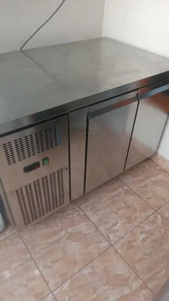 undercounter chiller 2 pintu