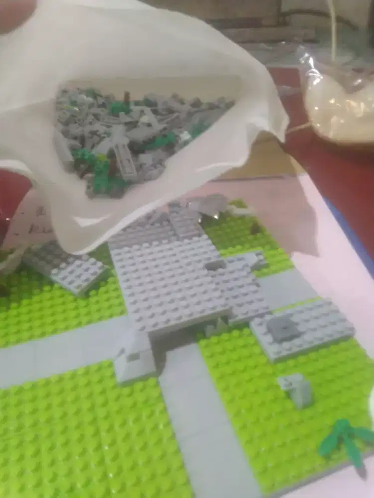 Sejenis Lego bentuk kurang ngerti