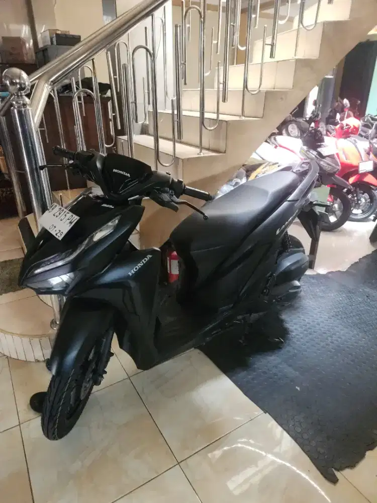 Vario 125 iss hitam doff 2019 gbm wonosari
