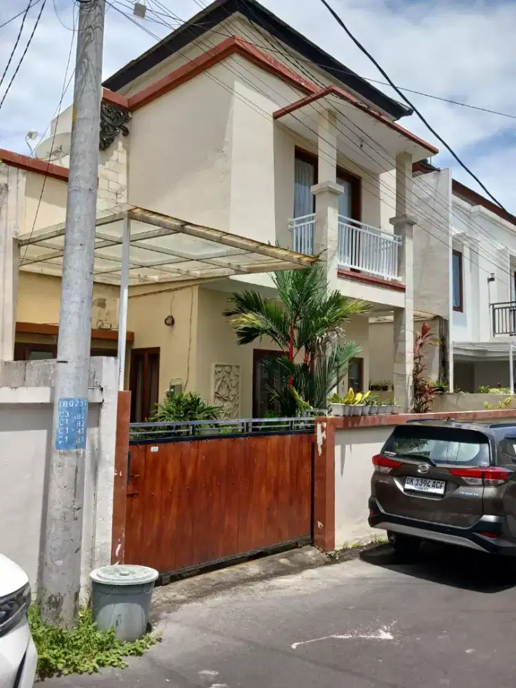 RUMAH MODERN MINIMALIST 2 LANTAI DENPASAR - SIAP HUNI •ONE GATE SYSTEM