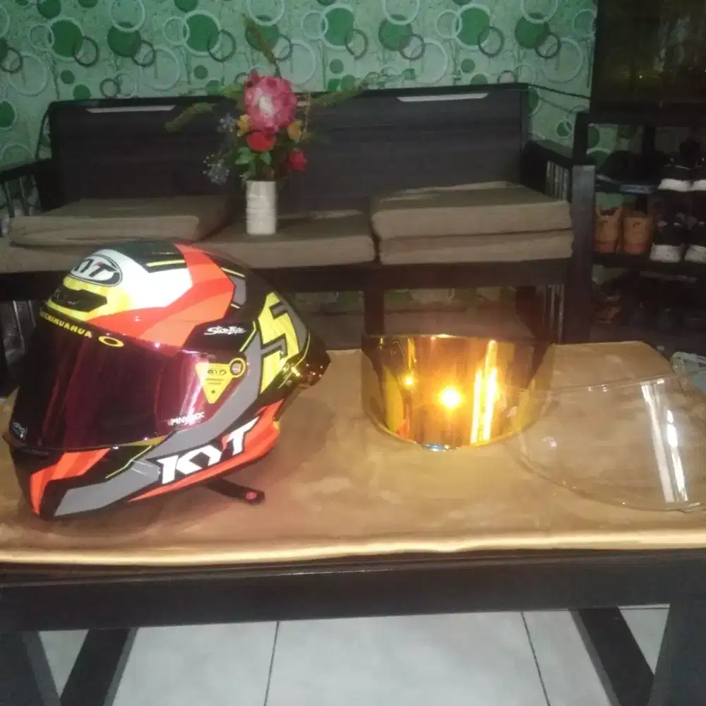 Helm kyt ttc size xl