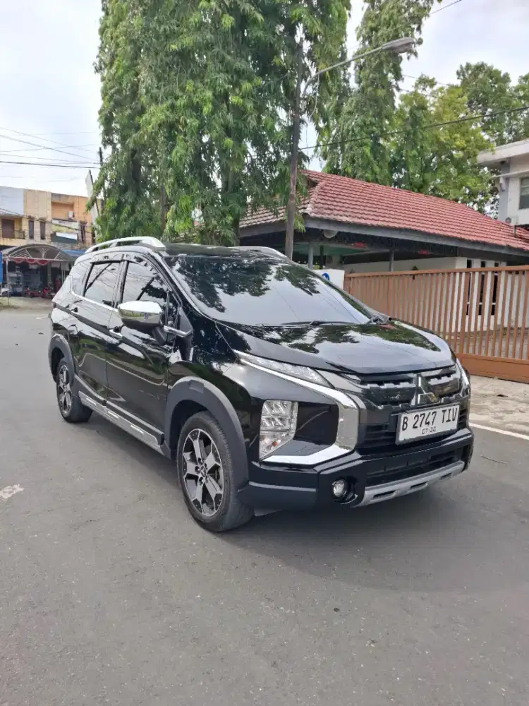 Mitsubishi xpander cross 2020 at