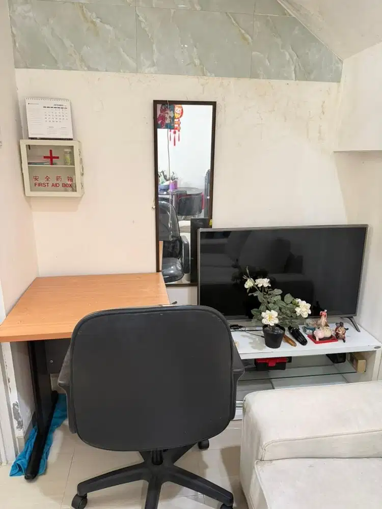 Jual rak tv dapet free tvnya