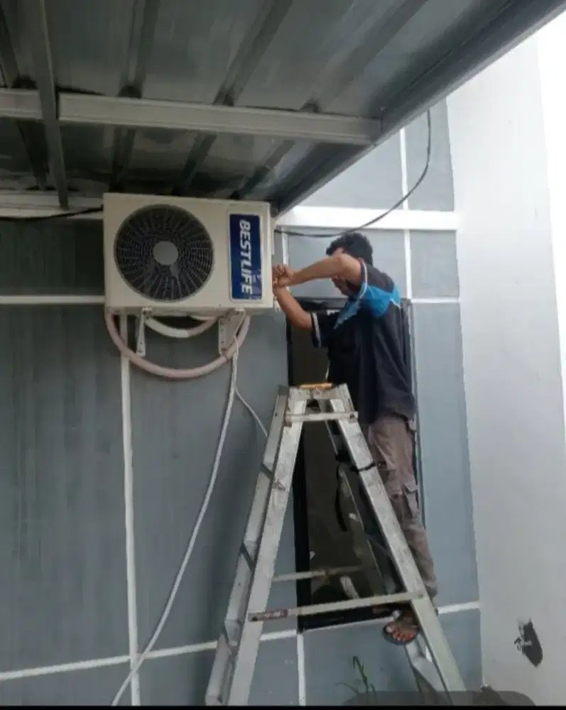 Jasa service AC, bongkar pasang AC, clining AC bergaransi