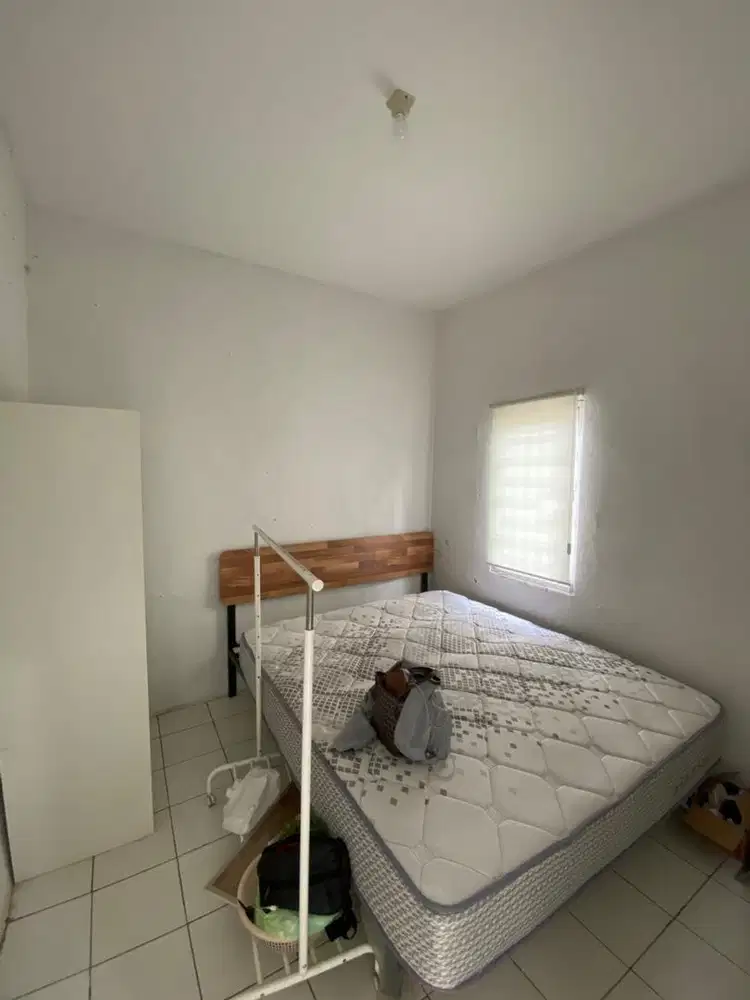 Spring bed dan Divan King